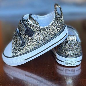 Converse Chuck Taylor All Star Low Top Gold Black Metallic Baby Sneakers Size 4